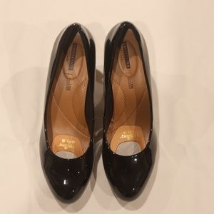 CLARKS Adriel Viola Black Patent Verni Noir